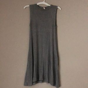 Elan Gray Swing Dress with pockets!